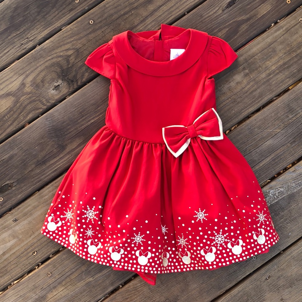 Minnie Mouse holiday dress